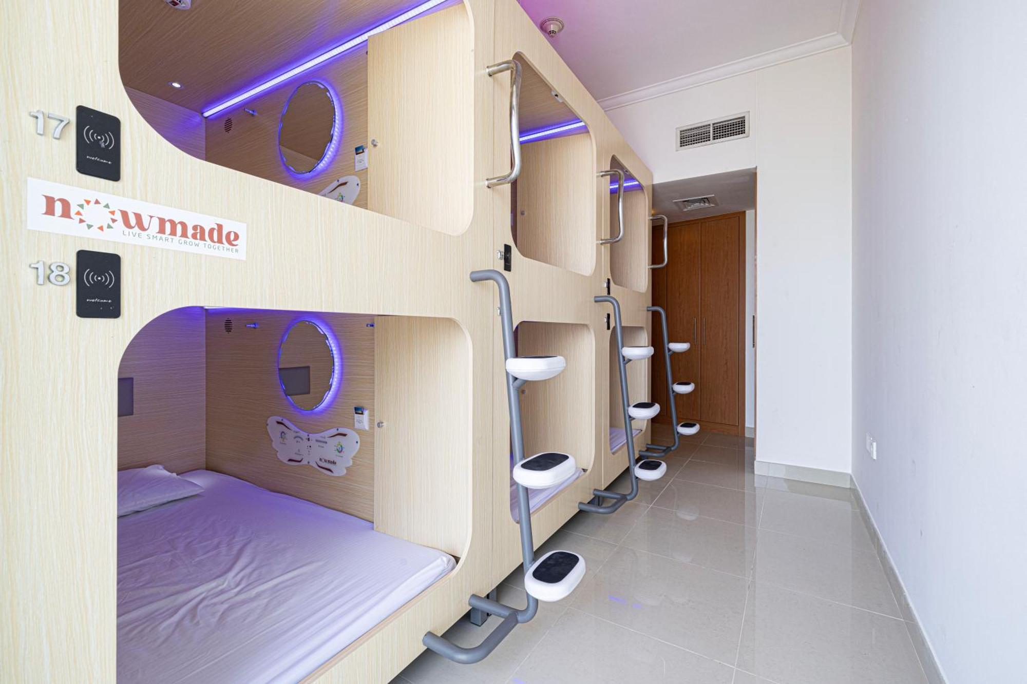 Capsule Experience Duplex - Panoramic Sea View - Nowmade La Marina Hostel Dubai Exterior foto