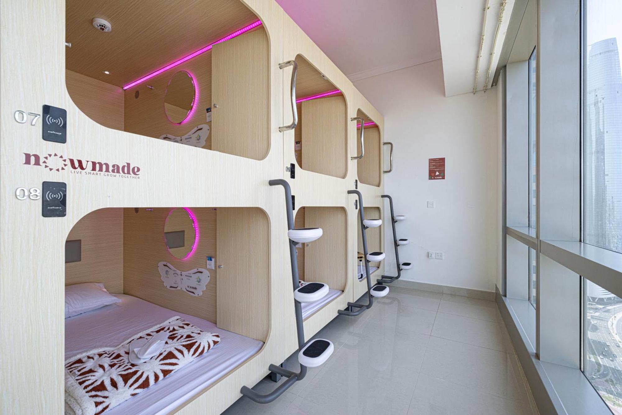 Capsule Experience Duplex - Panoramic Sea View - Nowmade La Marina Hostel Dubai Exterior foto