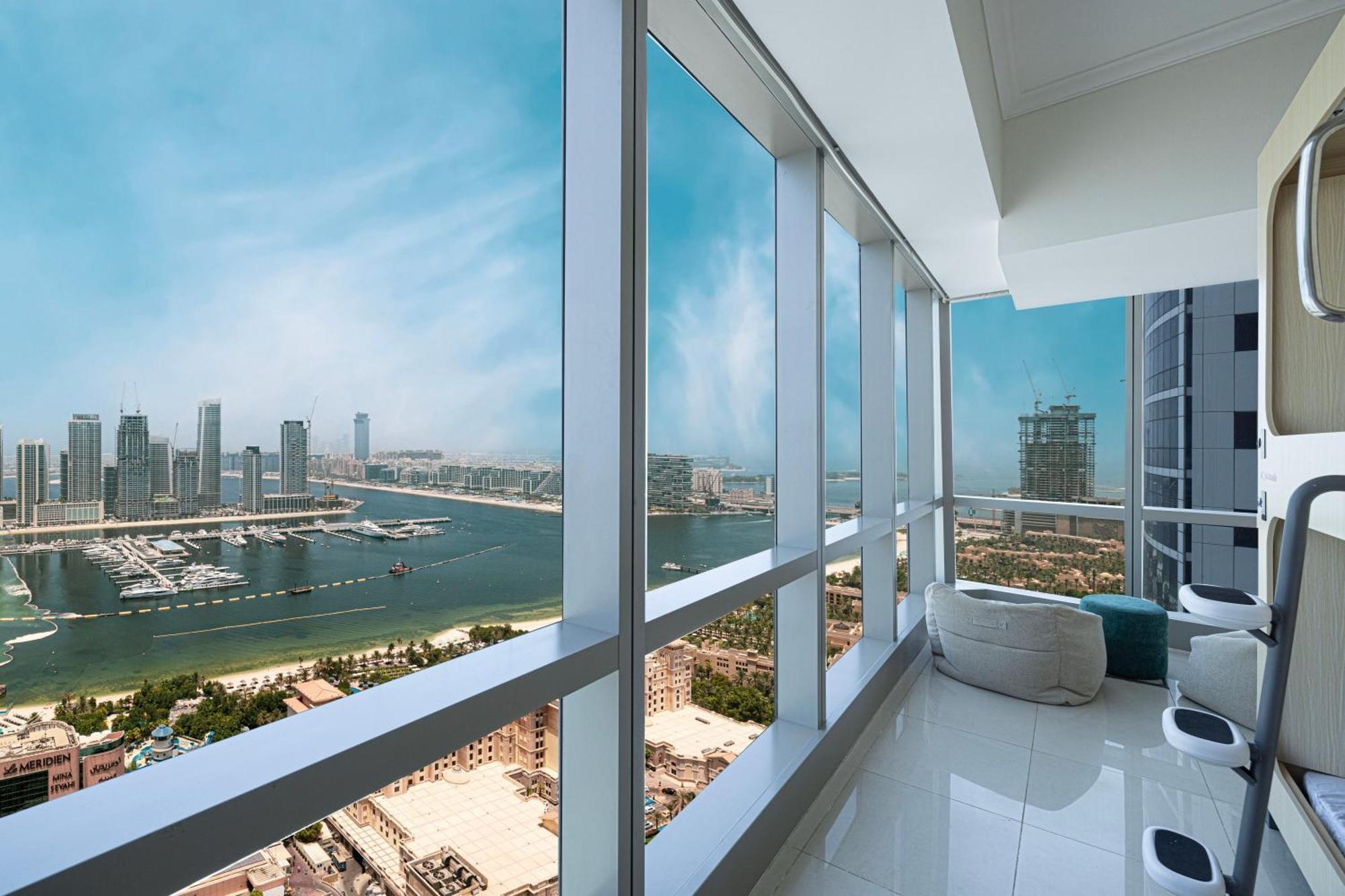 Capsule Experience Duplex - Panoramic Sea View - Nowmade La Marina Hostel Dubai Exterior foto